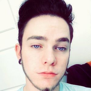 Meet your Posher, Cameron